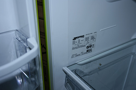 Trouver la référence de votre réfrigérateur Smeg